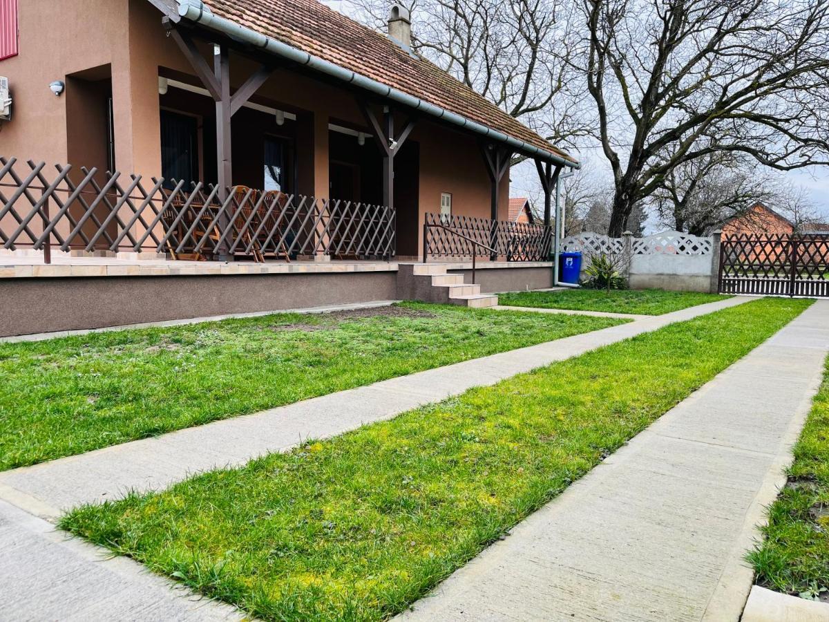 Turul -Kuca Za Odmor- Apartment Korod Luaran gambar