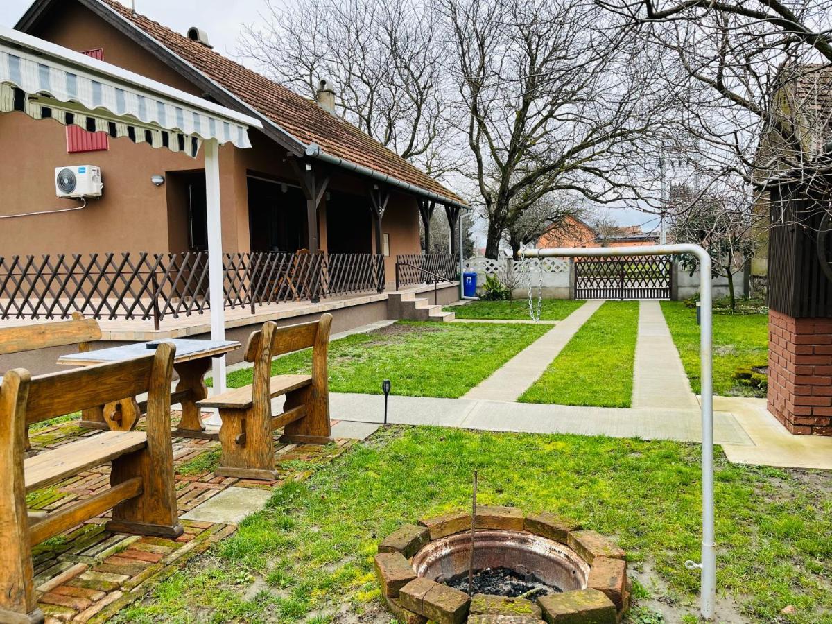 Turul -Kuca Za Odmor- Apartment Korod Luaran gambar